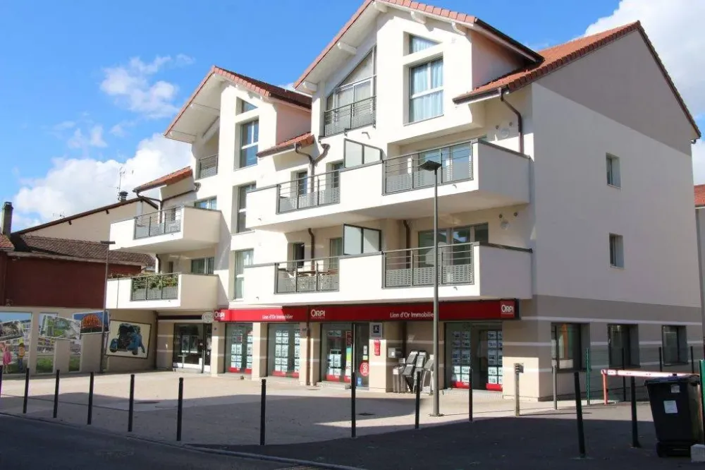 Construction de logements à Saint-Genis-Pouilly